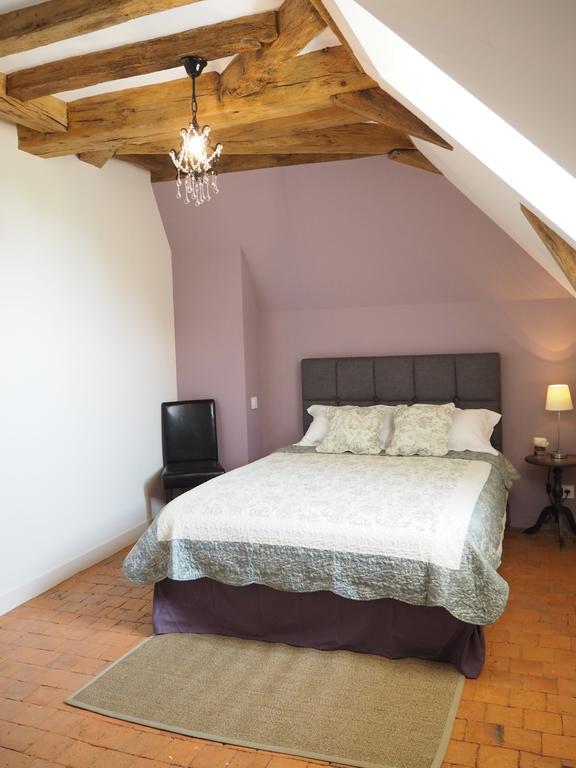 Les Grands-Aulnais Bed & Breakfast Cosse-le-Vivien ภายนอก รูปภาพ